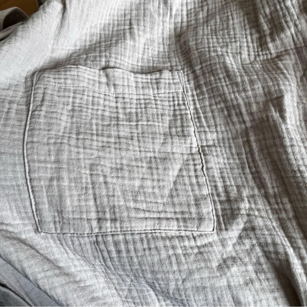 Torrid Cream Textured Cotton Button Front Blouse Pocket Size 5 - Picture 5 of 9